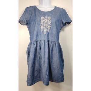 Levi’s Chambray Embroidered Babydoll Dress Women’s M Denim Cotton